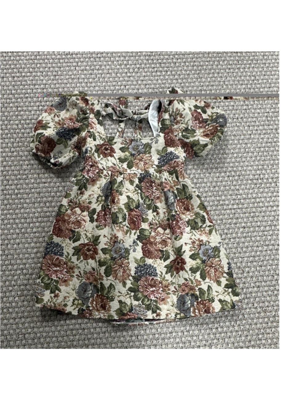 Vintage-Inspired Floral Puff Sleeve Mini Dress in Multi Brown - Picture 2 of 5